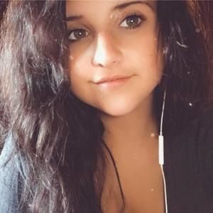 Meet your Posher, Michaela